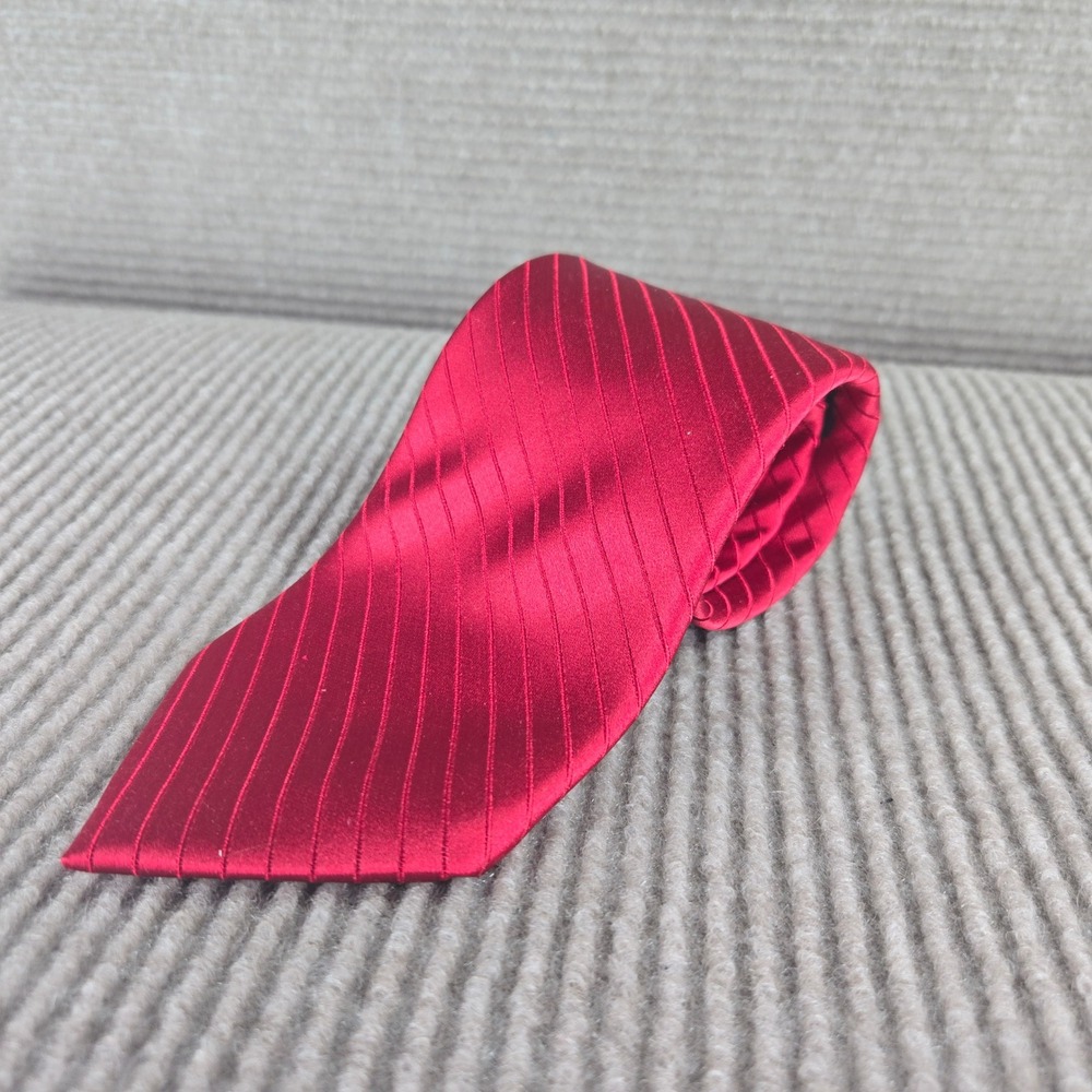 Jones New York Mens Red Diagonal Ribbed 100% Silk Classic Necktie